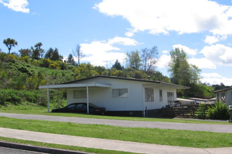 Photo of property in 142 Rickit Street, Taupo, 3330