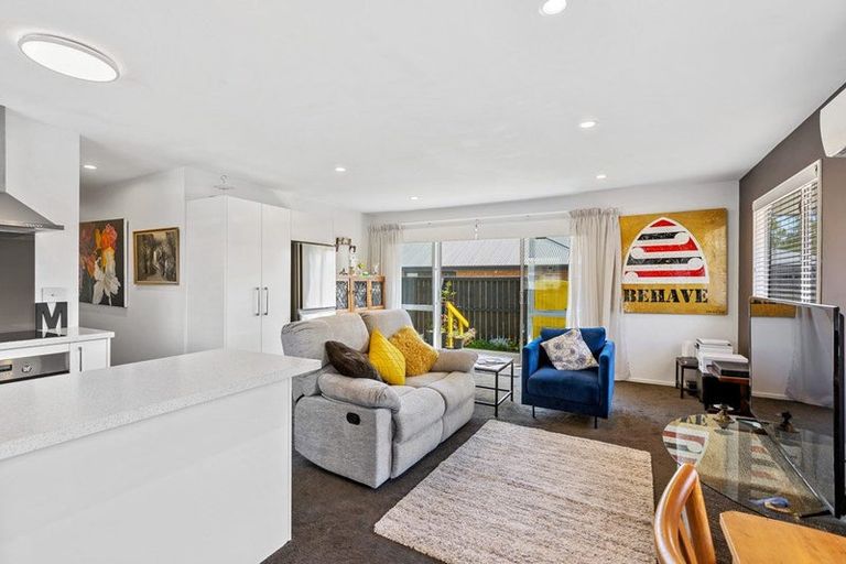 Photo of property in 2/192 Woodham Road, Linwood, Christchurch, 8062