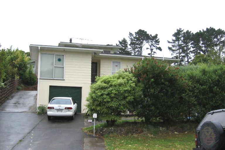 Photo of property in 1/68 Lavery Place, Sunnynook, Auckland, 0632