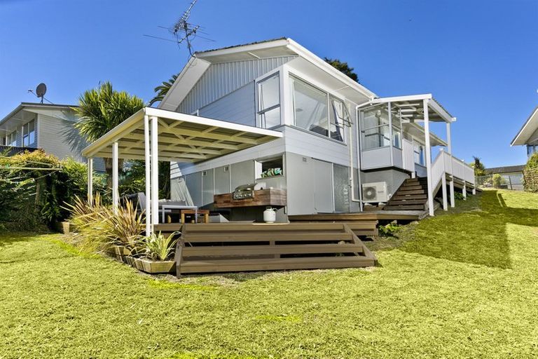 Photo of property in 28 Mawney Road, Henderson, Auckland, 0610