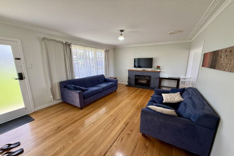Photo of property in 51 Woodford Avenue, Henderson, Auckland, 0610