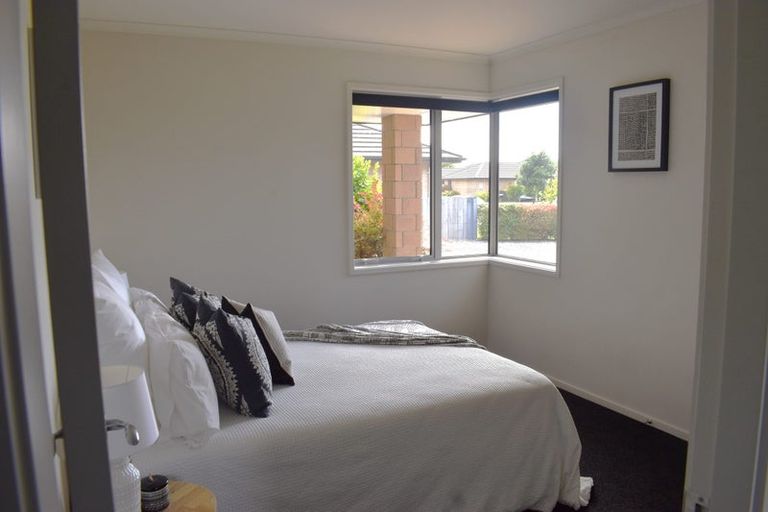 Photo of property in 20 Rainey Crescent, Papamoa Beach, Papamoa, 3118