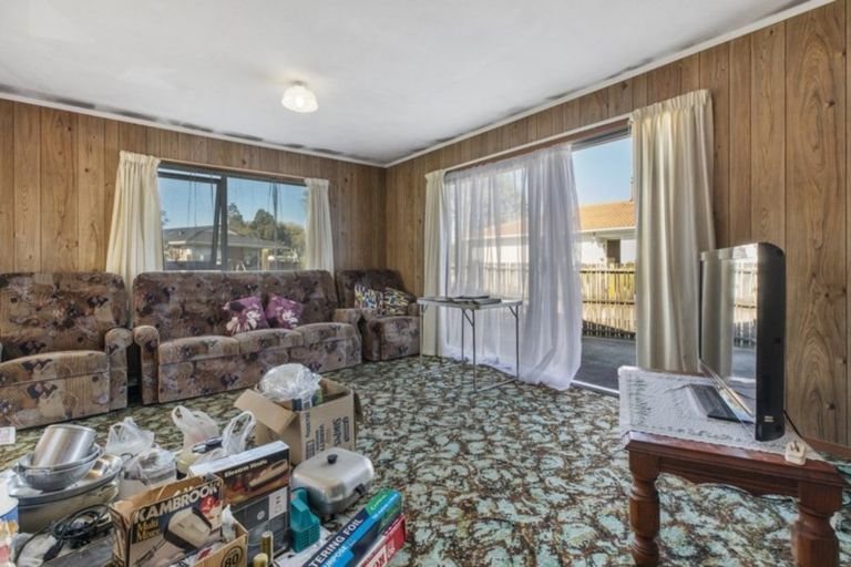 Photo of property in 36 Cranmere Crescent, Mangere East, Auckland, 2024