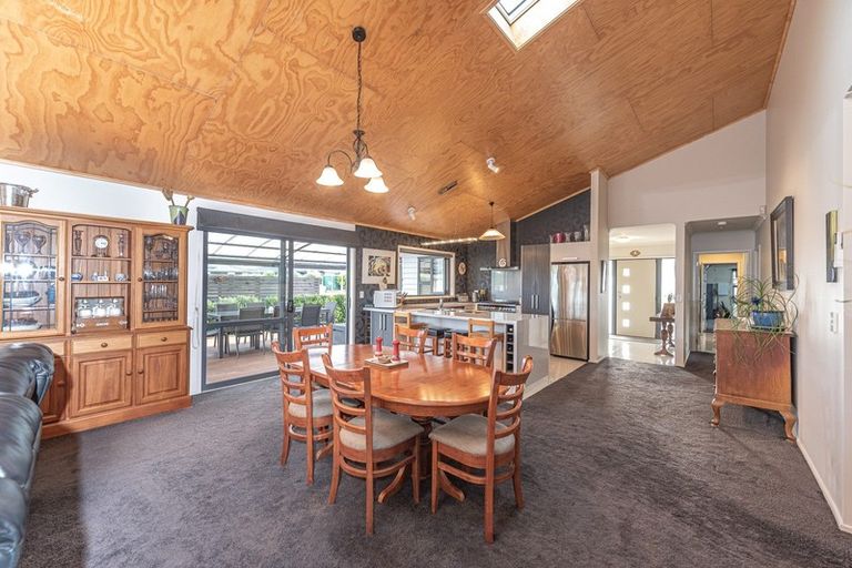 Photo of property in 12 Buckingham Place, Springvale, Whanganui, 4501