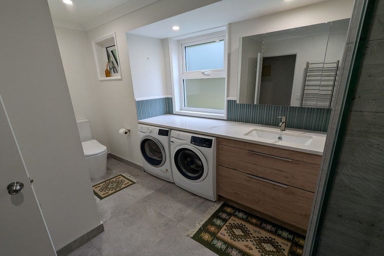 Photo of property in 188b Henderson Valley Road, Henderson, Auckland, 0612