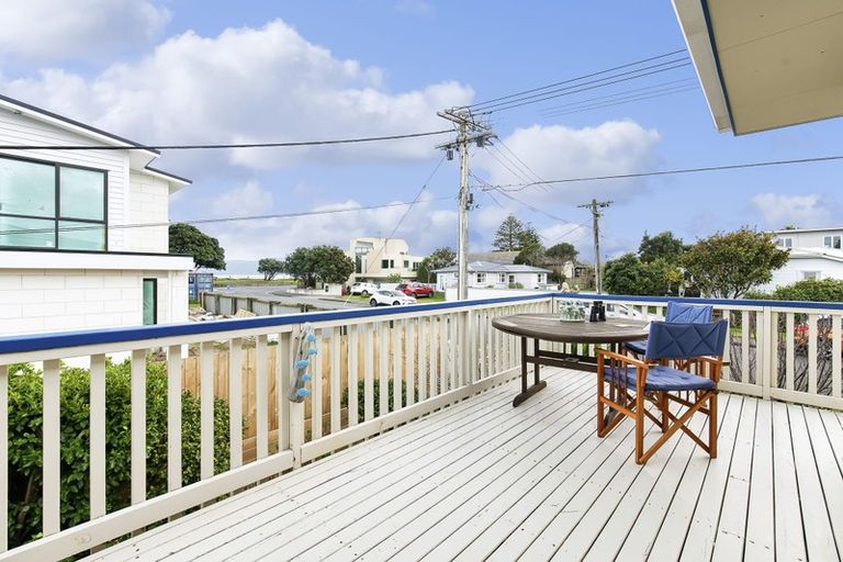 Photo of property in 114a Seaview Road, Paraparaumu Beach, Paraparaumu, 5032