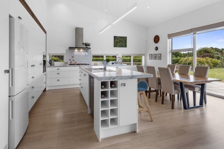 Photo of property in 4 Cornerstone Place, Te Kamo, Kamo, 0185