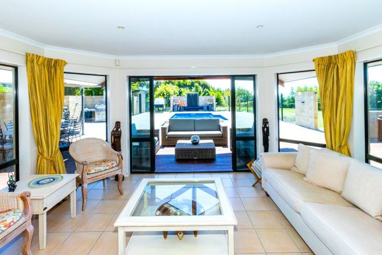 Photo of property in 103 Spur Road, Hadlow, Timaru, 7975