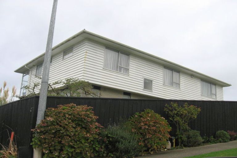 Photo of property in 25 Kanpur Road, Broadmeadows, Wellington, 6035