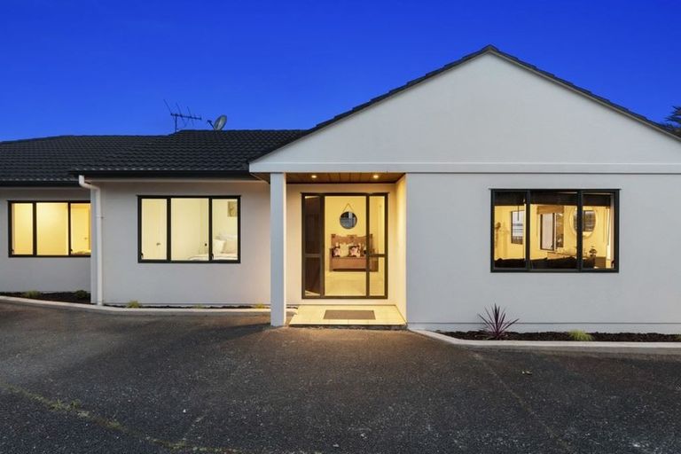 Photo of property in 44 Bannings Way, Hobsonville, Auckland, 0618