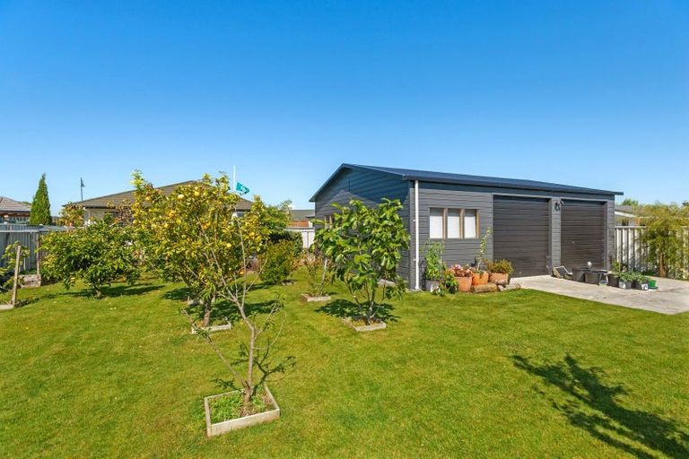 Photo of property in 50 Sterling Park, Lytton West, Gisborne, 4010