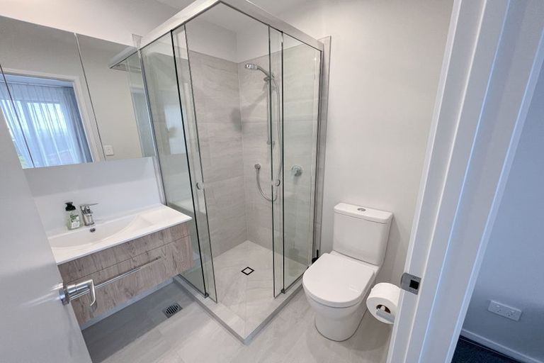 Photo of property in 4/2 Waipa Street, Birkenhead, Auckland, 0626