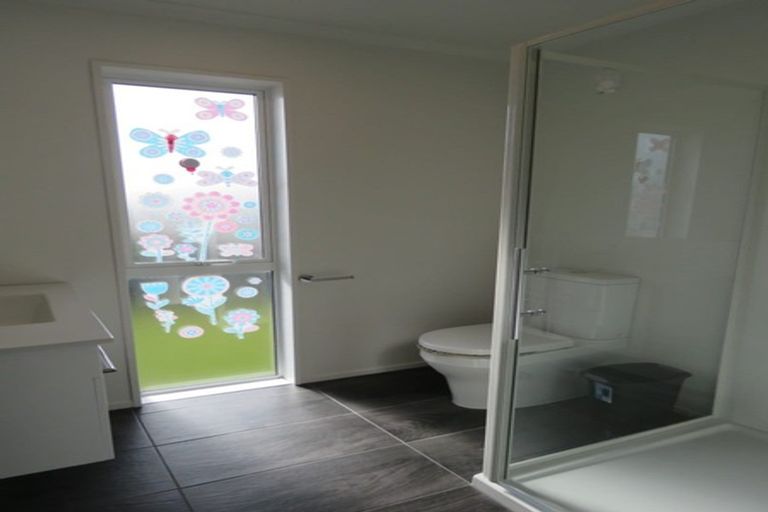 Photo of property in 11 George West Square West, Wigram, Christchurch, 8025