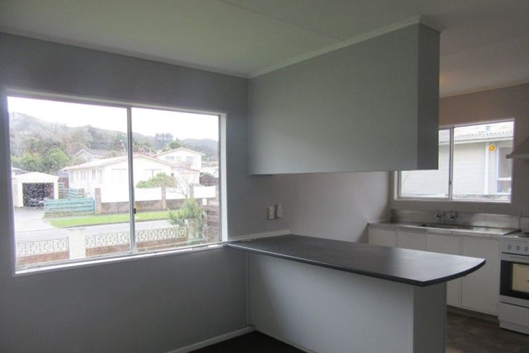 Photo of property in 268 Wellington Road, Wainuiomata, Lower Hutt, 5014