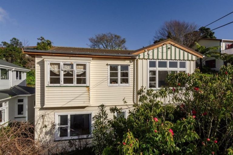 Photo of property in 30 Ponsonby Road, Karori, Wellington, 6012