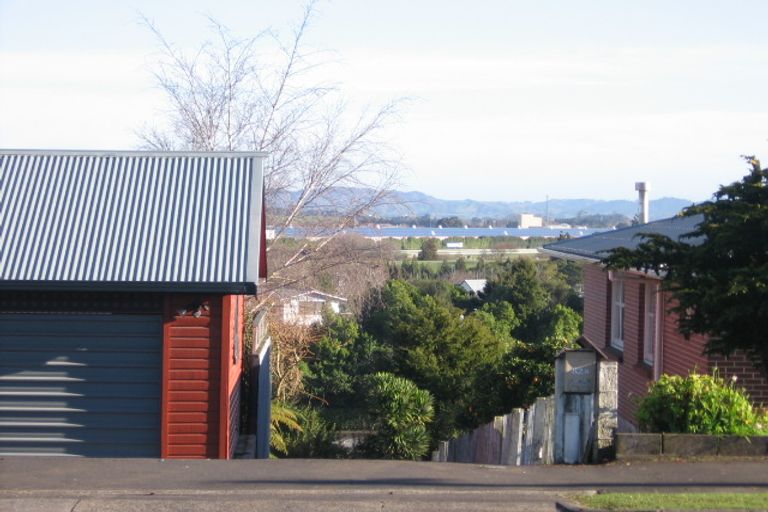 Photo of property in 82 Forest Lake Road, Forest Lake, Hamilton, 3200