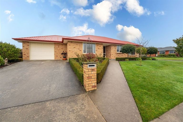 Photo of property in 15 Hannah Place, Holmes Hill, Oamaru, 9401