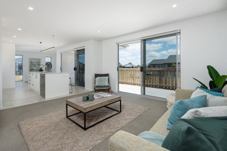 Photo of property in 3 Taioma Close, Papamoa, 3118