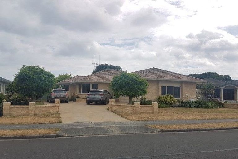 Photo of property in 43 Santa Monica Drive, Papamoa Beach, Papamoa, 3118