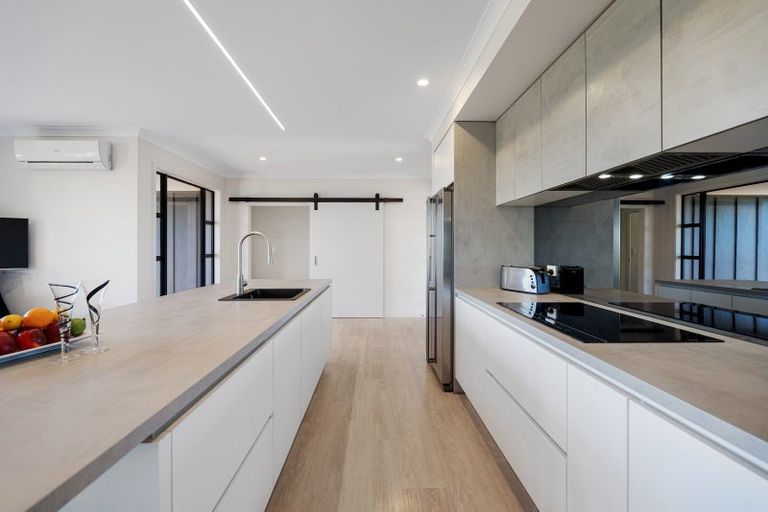 Photo of property in 23 Sarona Park Drive, Omanawa, Tauranga, 3171