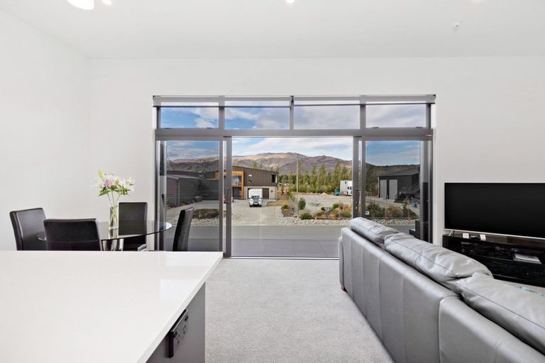 Photo of property in 4 Monaco Drive, Cromwell, 9384