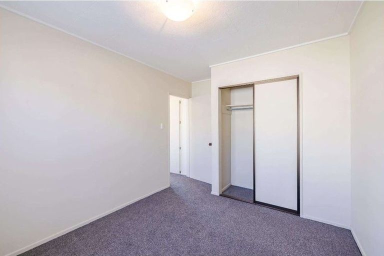 Photo of property in 11a Royal Crescent, Saint Kilda, Dunedin, 9012
