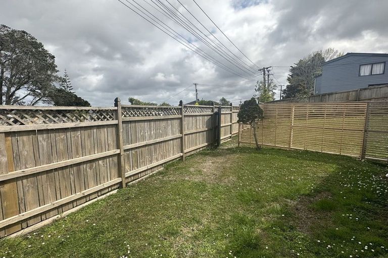 Photo of property in 2/4 Morton Avenue, Forrest Hill, Auckland, 0620