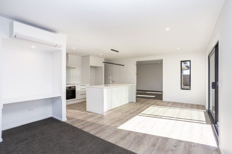 Photo of property in 30 Podocarp Drive, Halswell, 8025