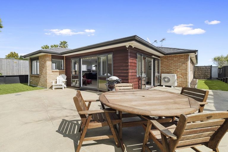 Photo of property in 1/29 Raines Avenue, Forrest Hill, Auckland, 0620