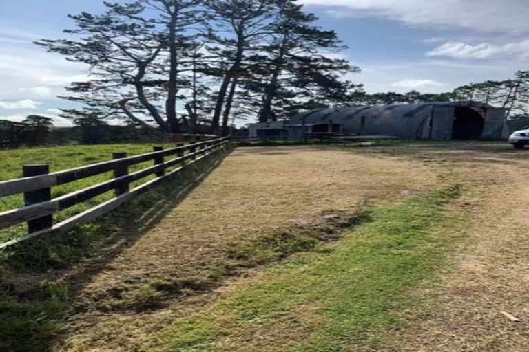 Photo of property in 324 Taupaki Road, Taupaki, Henderson, 0782