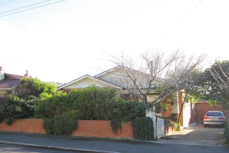 Photo of property in 154 Victoria Road, Saint Clair, Dunedin, 9012