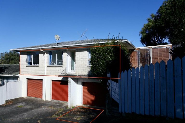 Photo of property in 1/48 Mirrabooka Avenue, Botany Downs, Auckland, 2010