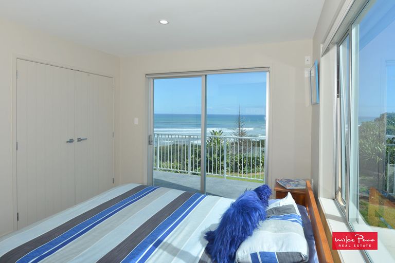 Photo of property in 20 Coates Avenue, Baylys Beach, Dargaville, 0377