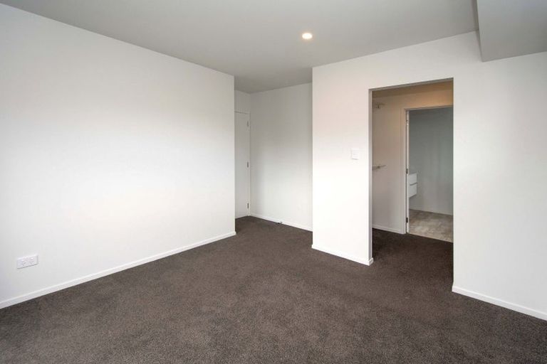 Photo of property in 11 Thomas Ellis Lane, Halswell, Christchurch, 8025