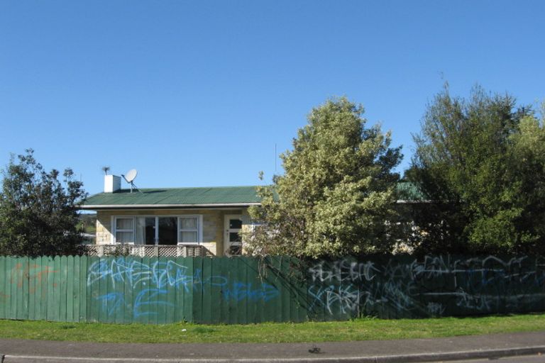 Photo of property in 22 Eastburn Street, Papakura, 2110