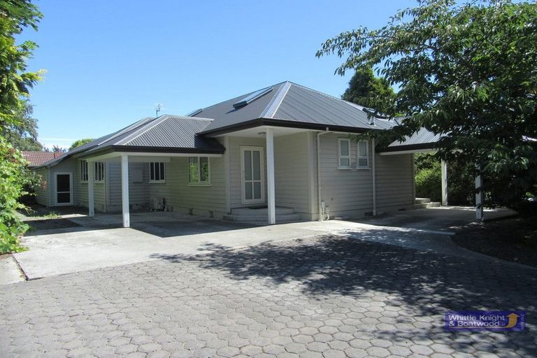 Photo of property in 1 Piko Crescent, Riccarton, Christchurch, 8041