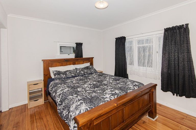 Photo of property in 11a Selwyn Avenue, Avenues, Whangarei, 0110