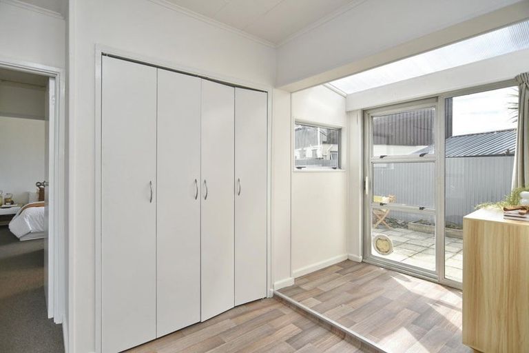 Photo of property in 2/10 Lane Street, Woolston, Christchurch, 8023