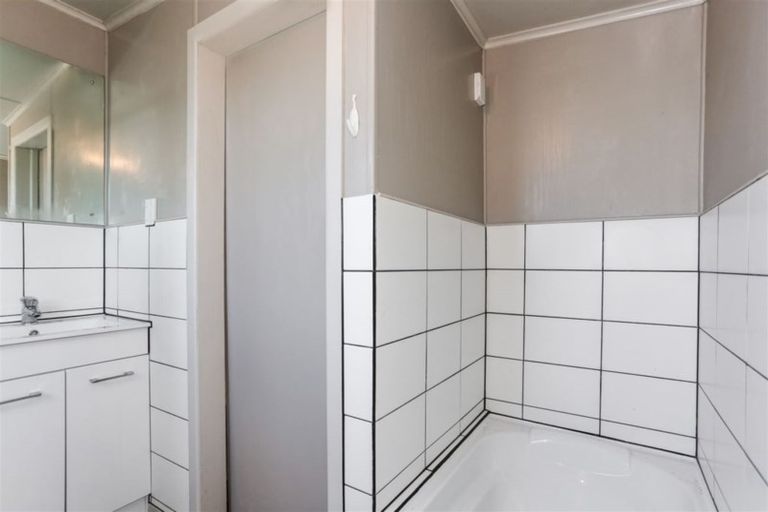 Photo of property in 242 Hull Road, Waiuku, 2682