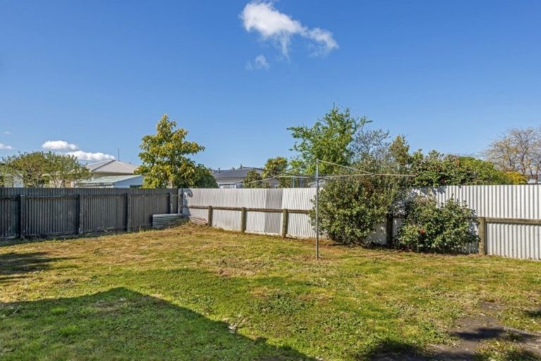 Photo of property in 12 Wellington Street, Te Hapara, Gisborne, 4010