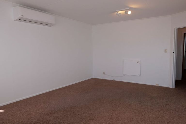 Photo of property in 80 Michael Road, Paraparaumu Beach, Paraparaumu, 5032
