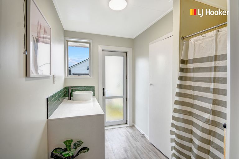 Photo of property in 3 Dryden Street, Mosgiel, 9024