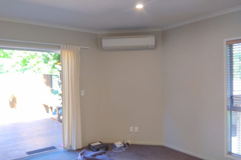 Photo of property in 81 Brois Street, Frankleigh Park, New Plymouth, 4310