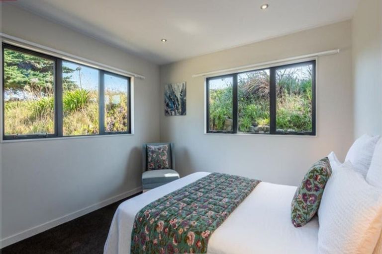 Photo of property in 23 Groves Road, Raumati Beach, Paraparaumu, 5032