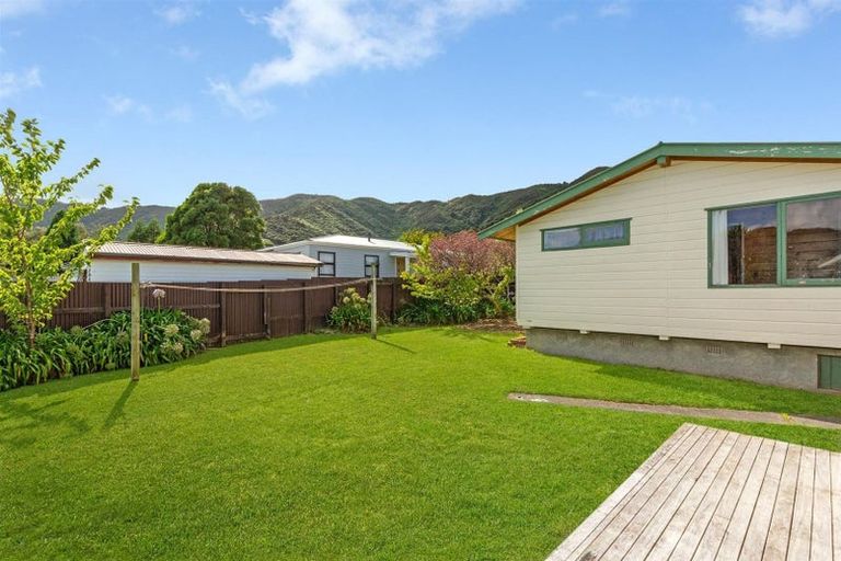 Photo of property in 13 Antrim Crescent, Wainuiomata, Lower Hutt, 5014