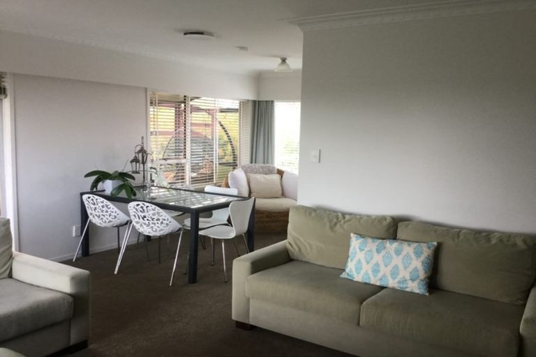 Photo of property in 1/49 Francis Street, Hauraki, Auckland, 0622