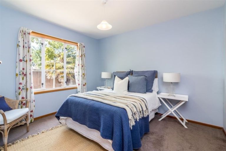 Photo of property in 6 Thornycroft Street, Fendalton, Christchurch, 8052