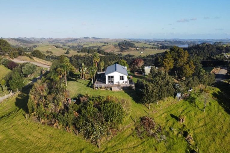 Photo of property in 133 Wearmouth Road, Paparoa, 0571