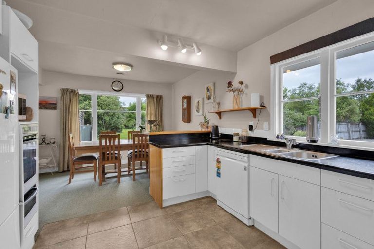 Photo of property in 187h High Street, Oxford, 7430