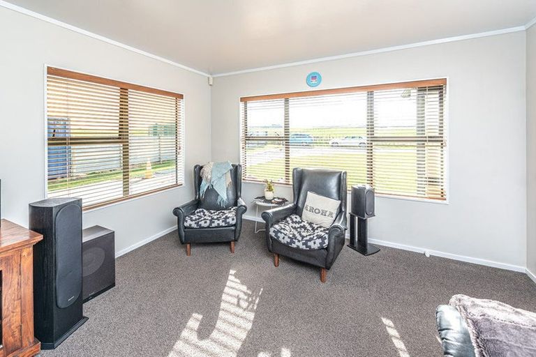 Photo of property in 15 Rangitatau Road West, Pakaraka, Wanganui, 4574